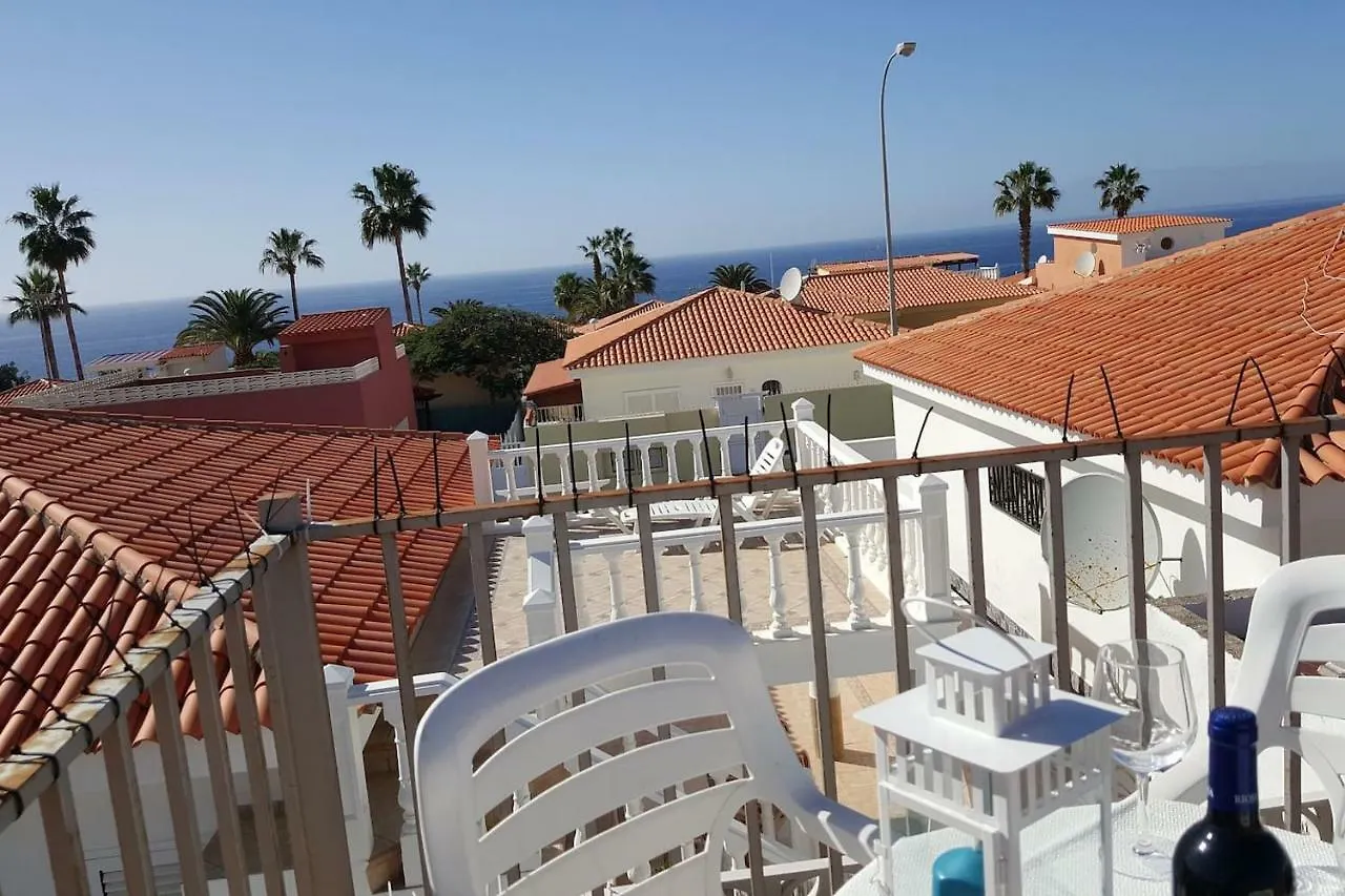 Villa Sueño Azul with private pool, sea view, terrace, aircondition, Wifi, 450 m to the beach Callao Salvaje 0*,  España